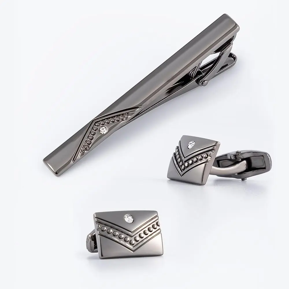 Mens Wedding Shirts Diamond V-Shaped Black Cuff...
