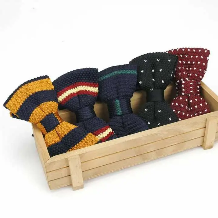 Cute Knitted Polyester Bowtie with Printed Stripe Dots Pattern For Mens Casual Wedding Parties Suit C-LX033