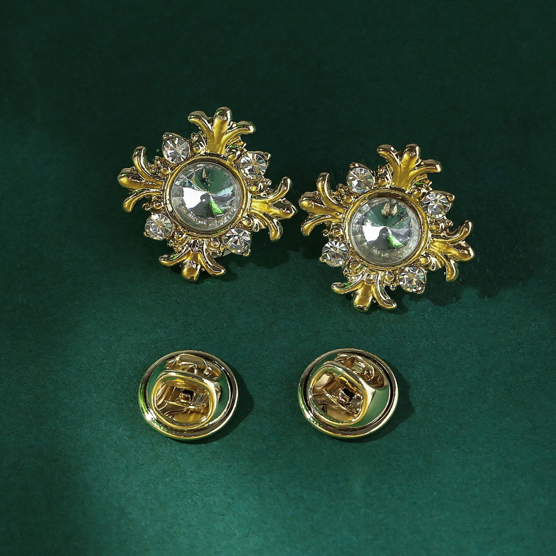 雪花金色白钻一对.jpg