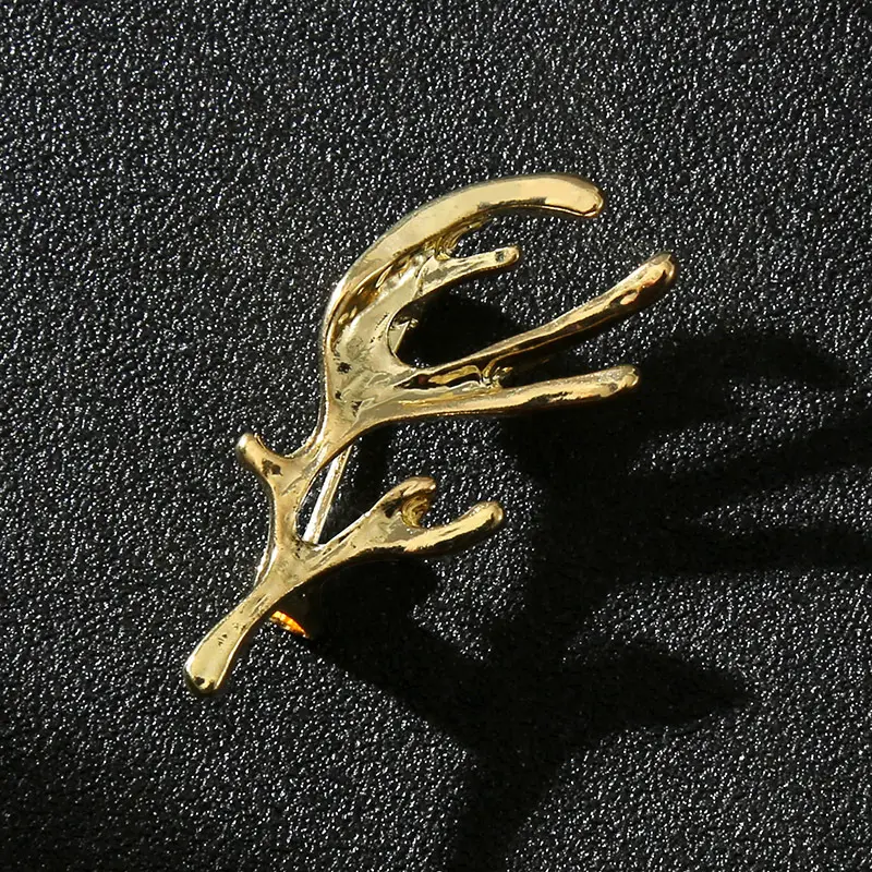 金色树枝.jpg